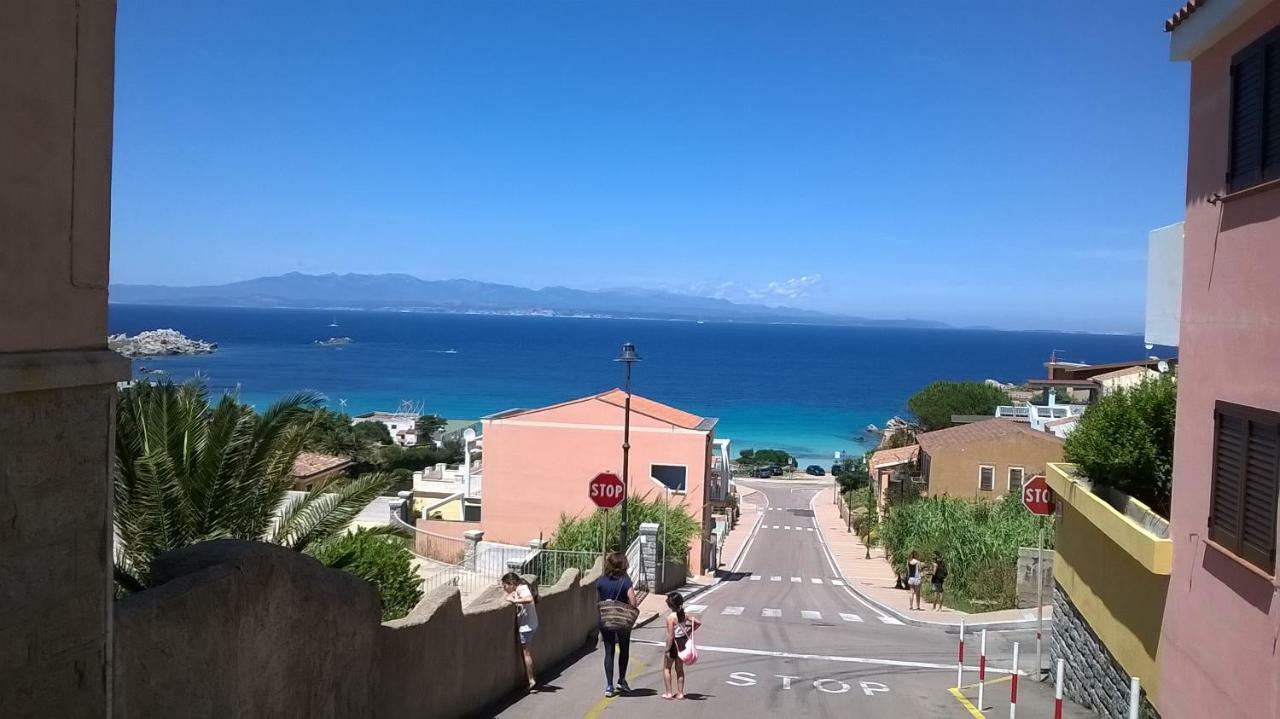 Villa Al centro del paese Santa Teresa di Gallura Esterno foto